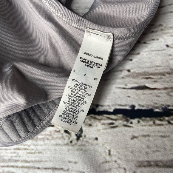 Nike Dri-Fit Sport Bra with Swoosh Size S - Picture 3 of 6